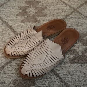 Espiritu Hurache Sandals